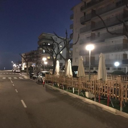 Carrer De Victoria Dels Angels, 11 Apartment Ла Пинеда Екстериор снимка