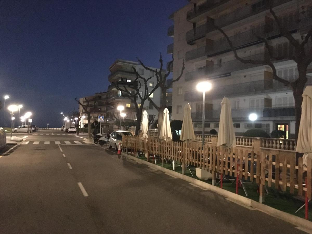 Carrer De Victoria Dels Angels, 11 Apartment Ла Пинеда Екстериор снимка