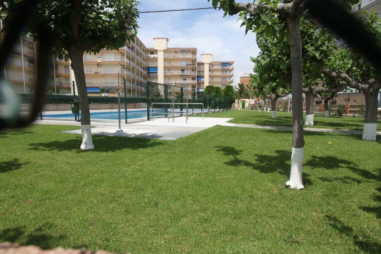 Carrer De Victoria Dels Angels, 11 Apartment Ла Пинеда Екстериор снимка
